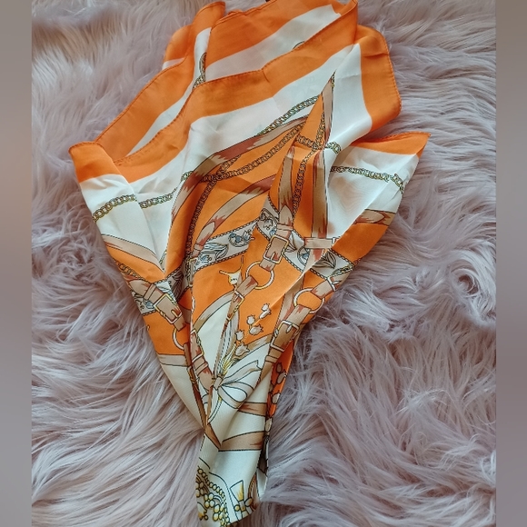 💰3/$30Silky Scarf - Picture 4 of 4